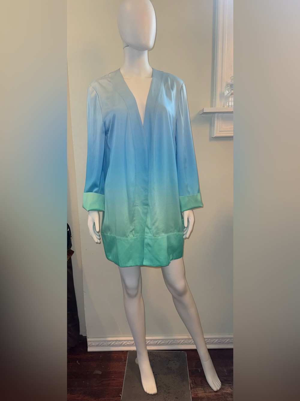 Badgley Mischka Aqua-to-Mint Ombre Satin Robe